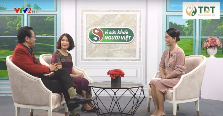 Bác sĩ Tuyết Lan giới thiệu bài thuốc trên chương trình "Vì sức khỏe người Việt"